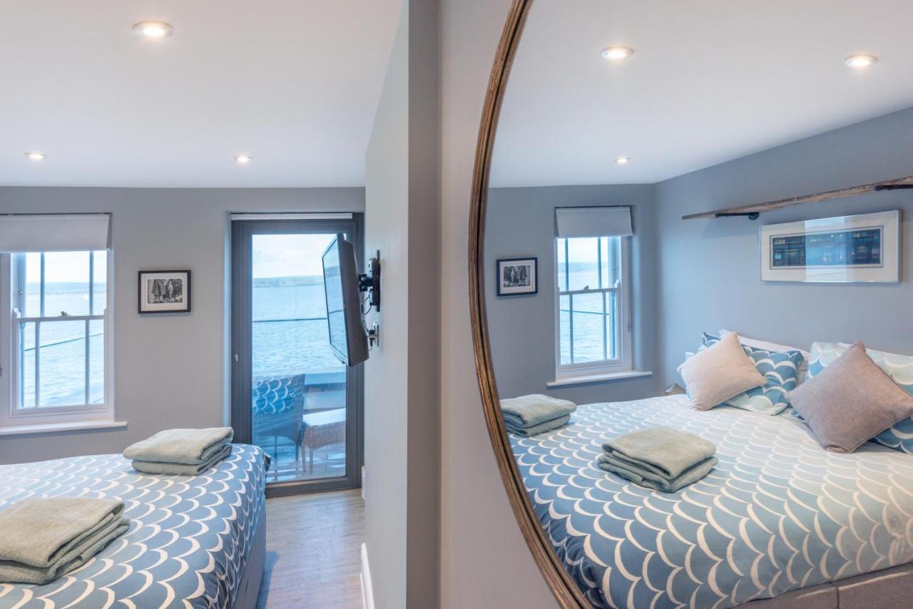 Hotel The Royal George Appledore Esterno foto